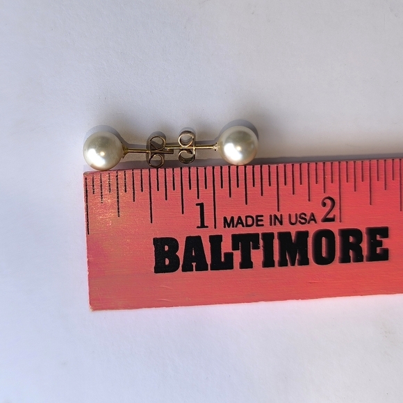 Classic White Pearl Stud Earrings - Picture 6 of 10